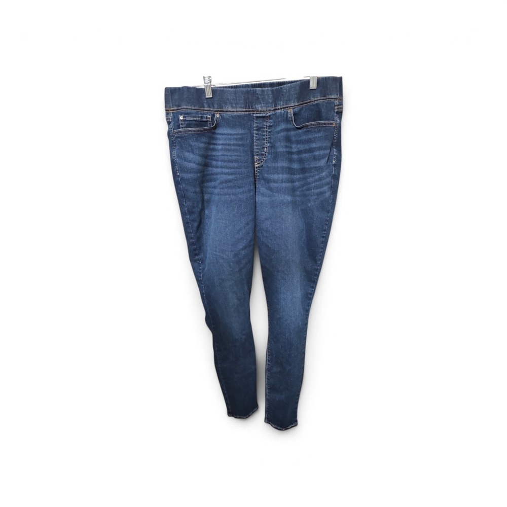 Signature by Levi Strauss Gold Label Totally Shaping Skinny Jeans Dark Wash 0541